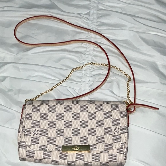 Handbags - Favorite PM
